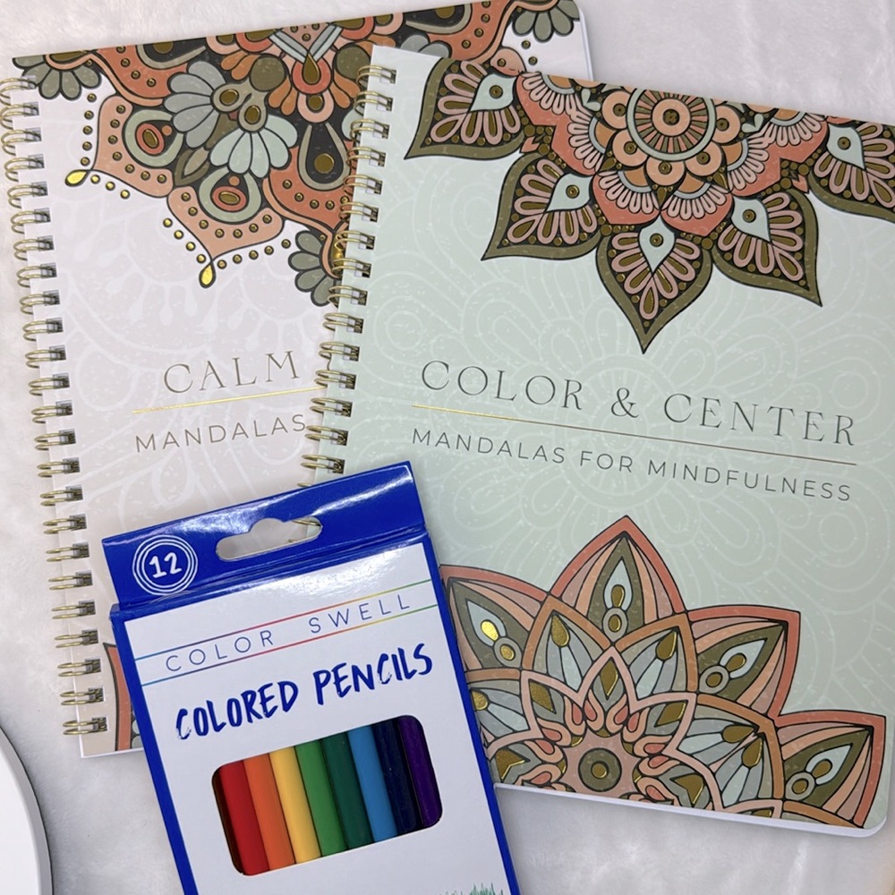 Relaxing Mandalas Coloring Book & Color Pencil Set